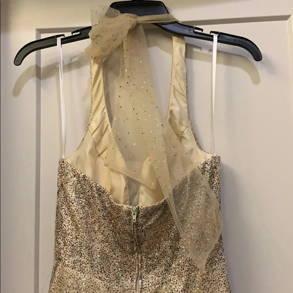 B. Darlin Sequin Gold Confetti Dress Halter Long Gown Size 4 NWT - Picture 6 of 8